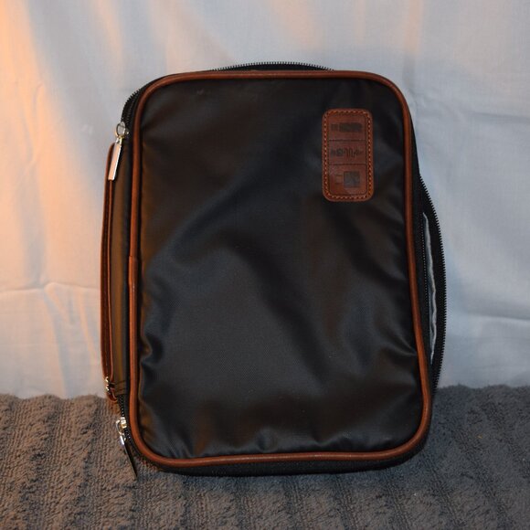 Cord‎ Organizer/Carrying Case - Picture 1 of 6